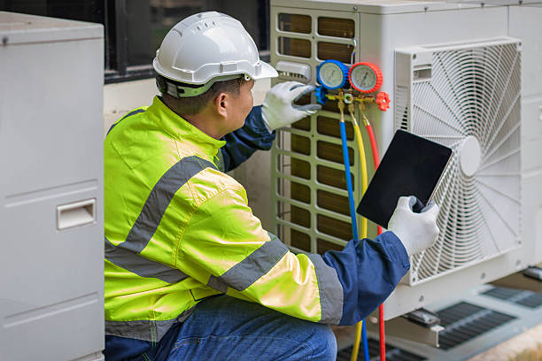Professional Hvac Installation technician working in Corona, CA